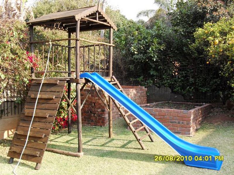 Jungle Gym Unit